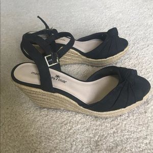 Size 7.5 Wedge Heels